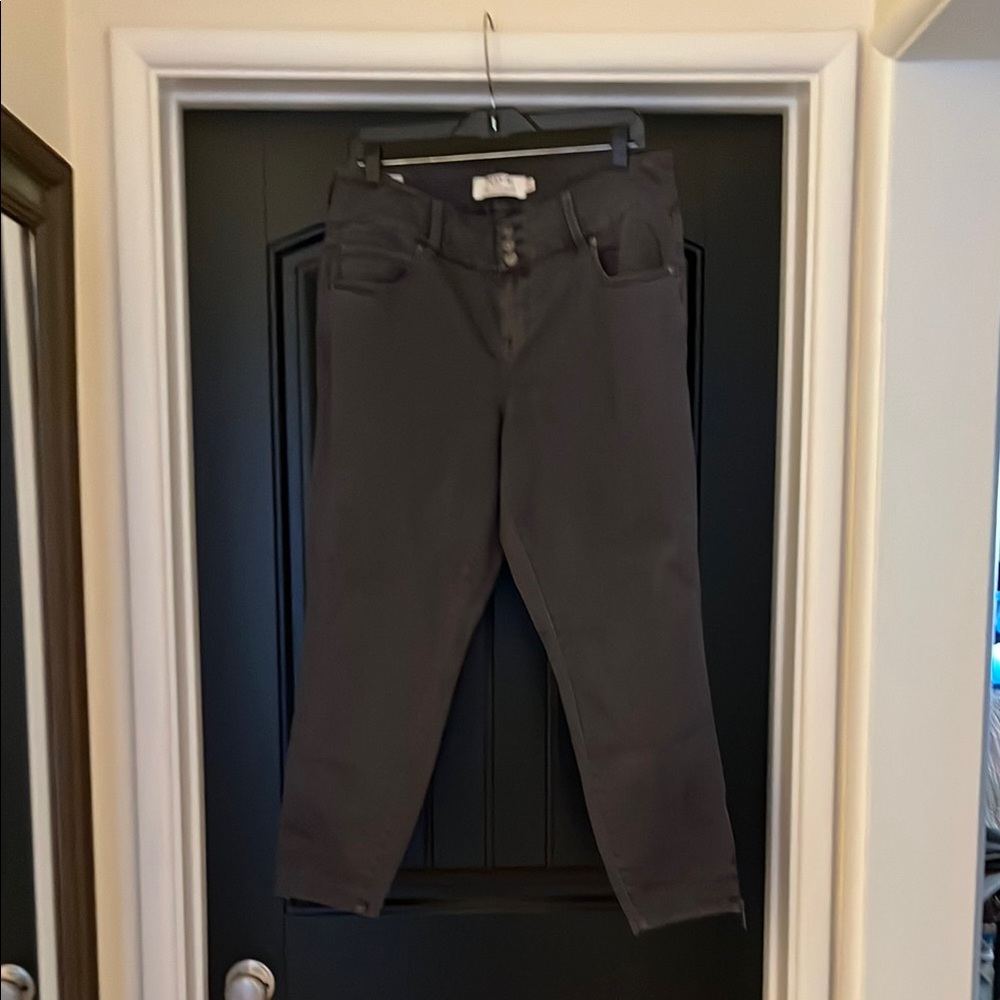 Torrid Gray AnkleJegging